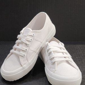 White Superga Cuto Classic Lace Up Sneakers New Condition Unisex Women's 6  Men'